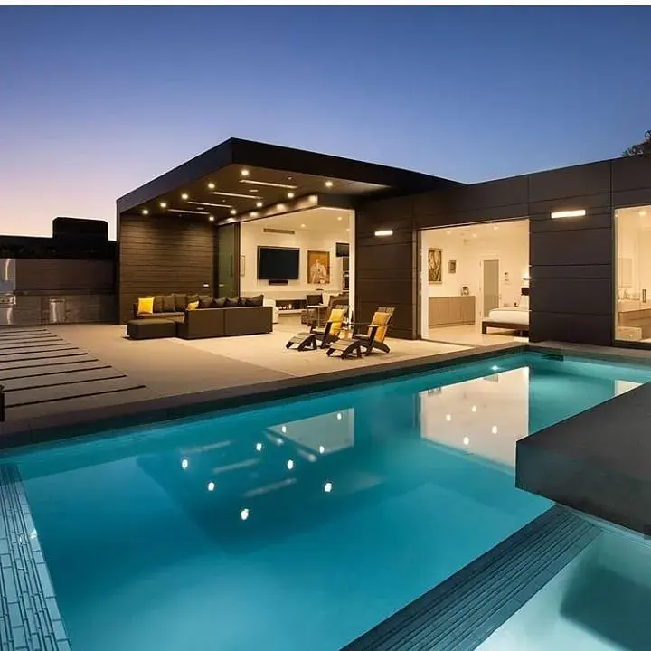 Project cost study in Dubai