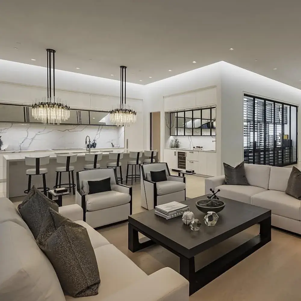 استغلال المساحات الداخلية في أم القيوين